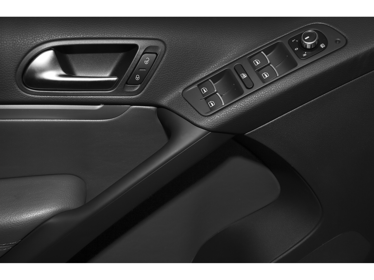 2015 Volkswagen Tiguan S