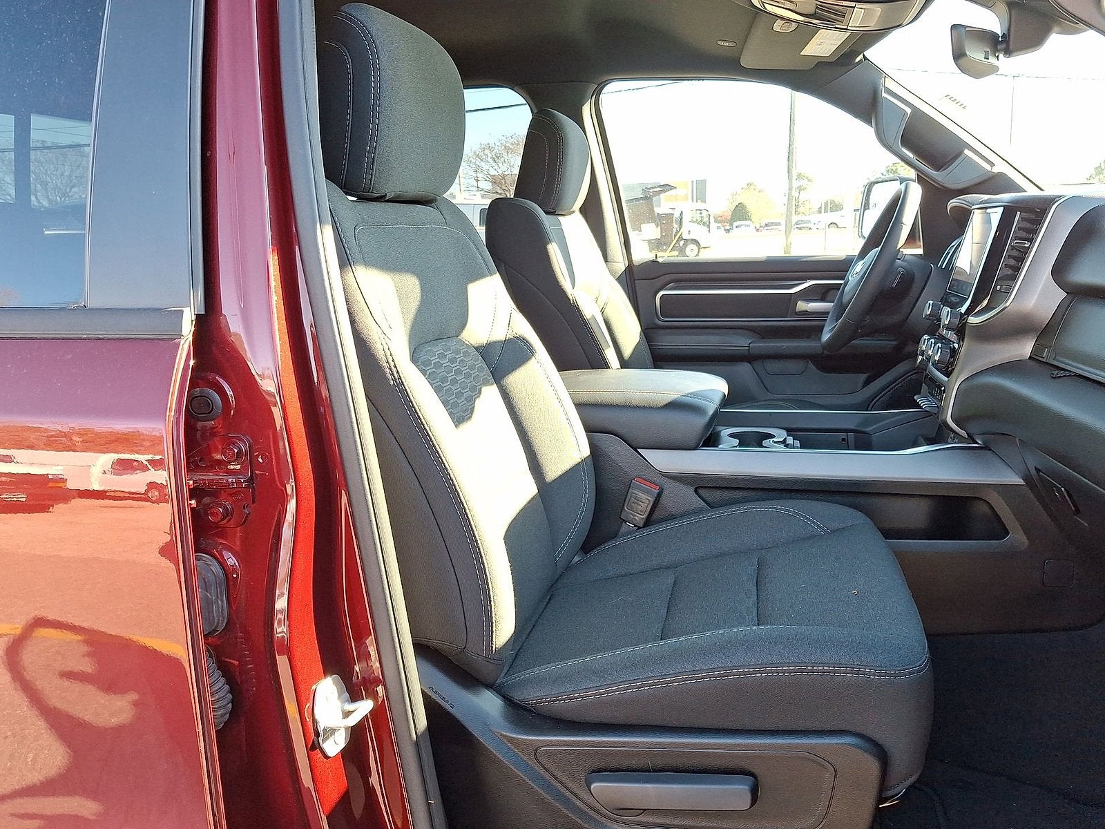 2025 RAM 1500 Big Horn Crew Cab 4x4 5'7" Box