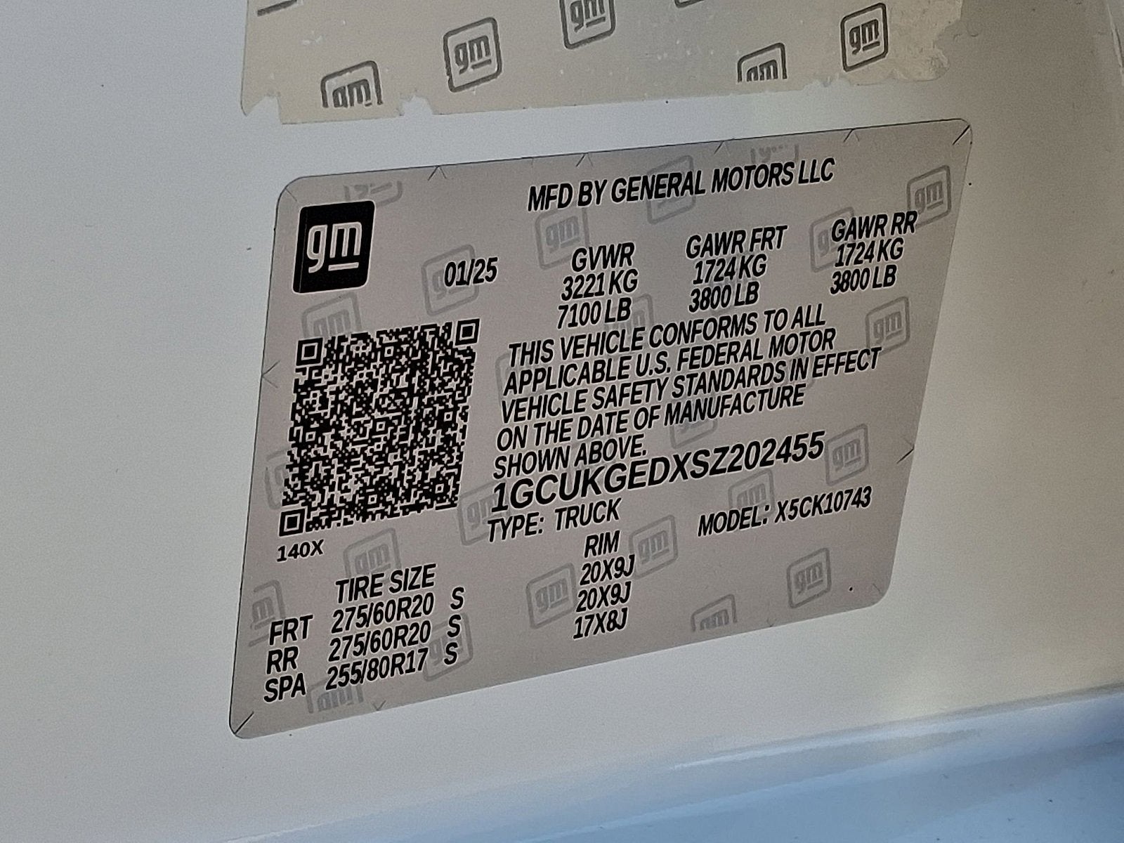 2025 Chevrolet Silverado 1500 LTZ