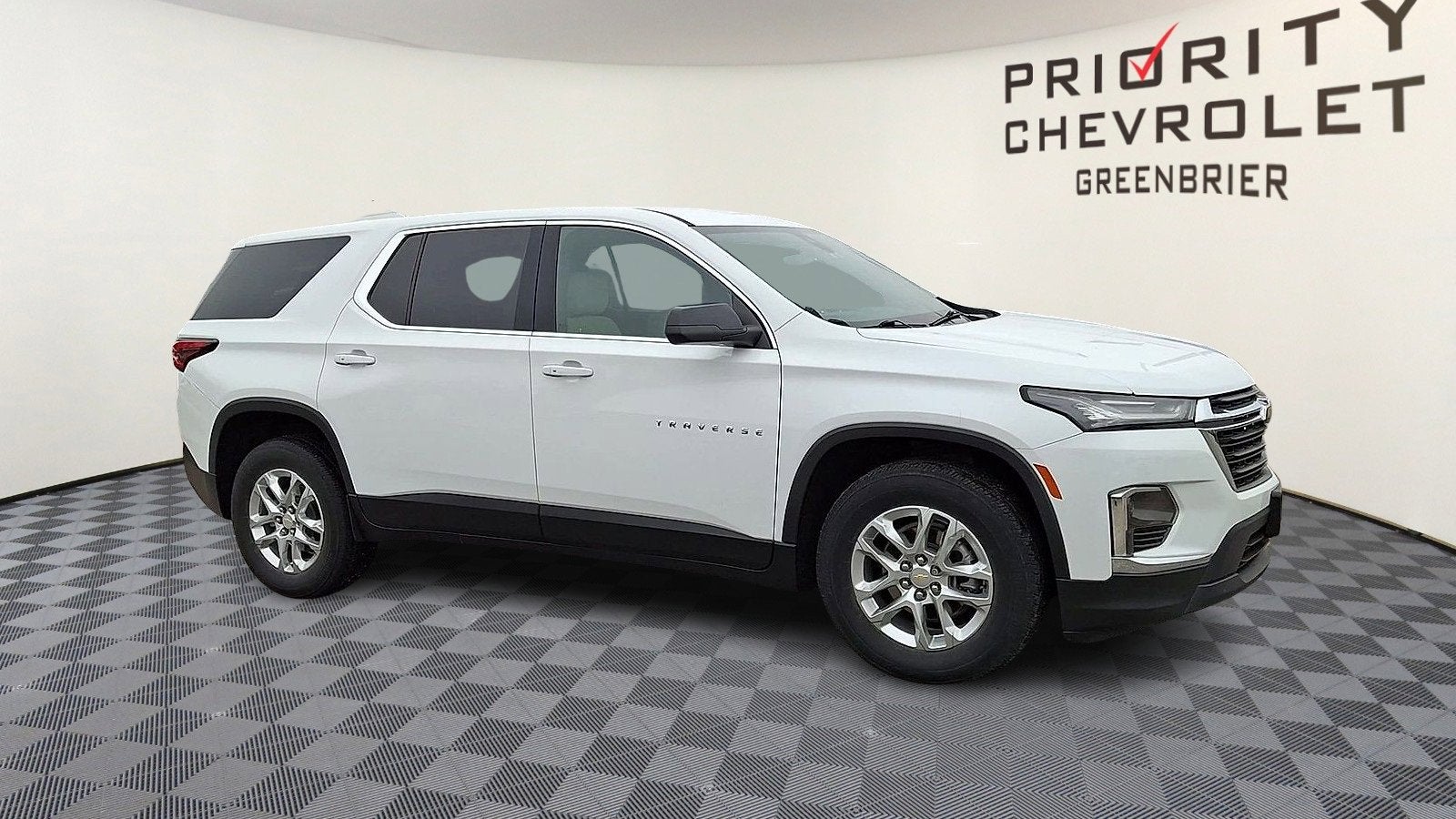 2023 Chevrolet Traverse LS