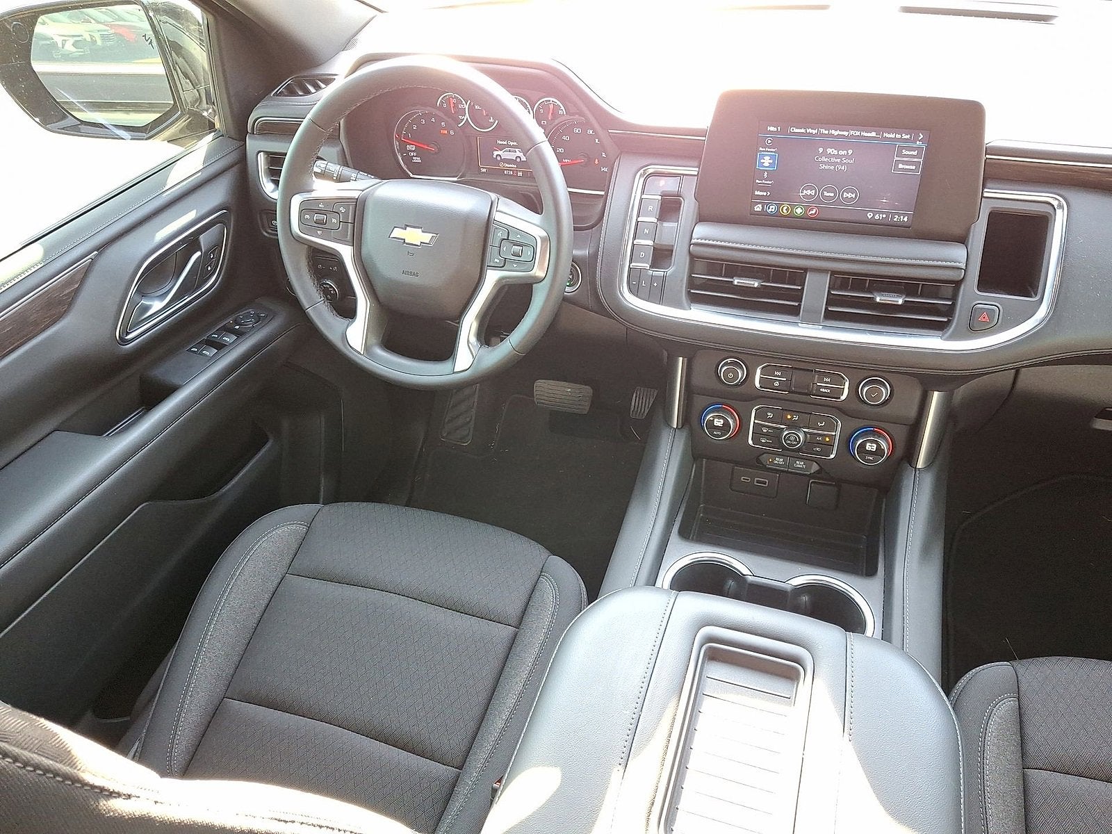 2024 Chevrolet Suburban LS