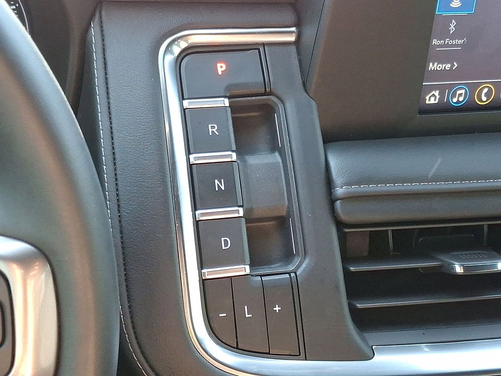 2024 Chevrolet Suburban LS