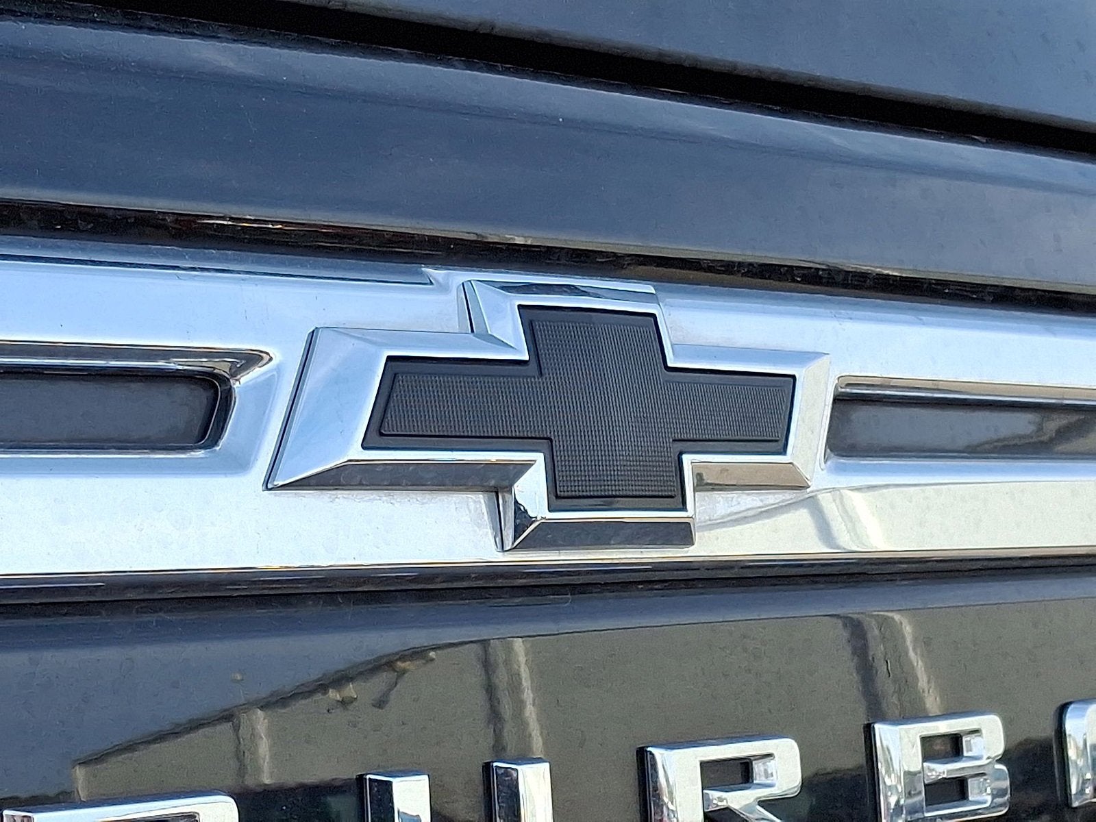 2024 Chevrolet Suburban LS