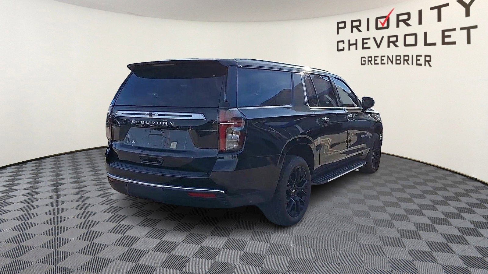 2024 Chevrolet Suburban LS