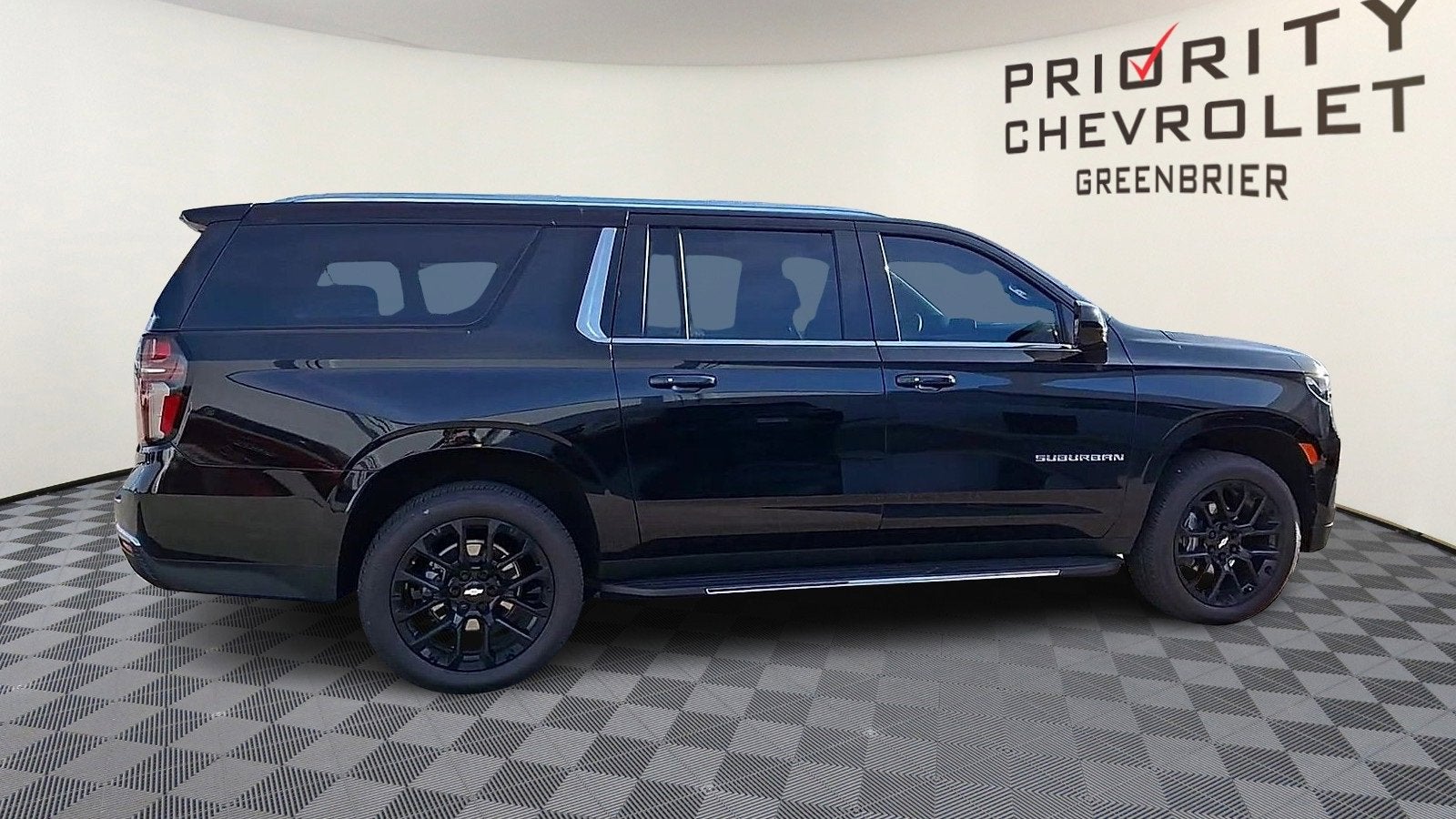 2024 Chevrolet Suburban LS