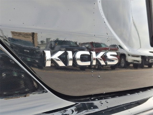 2024 Nissan Kicks SV Xtronic CVT