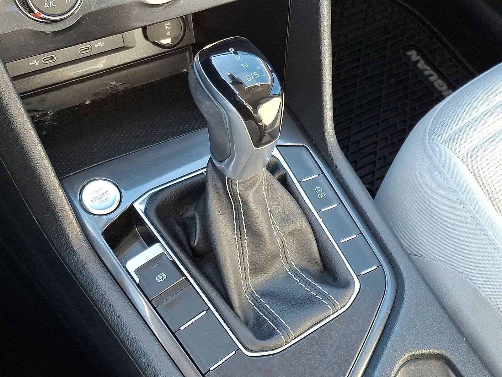 2024 Volkswagen Tiguan 2.0T S