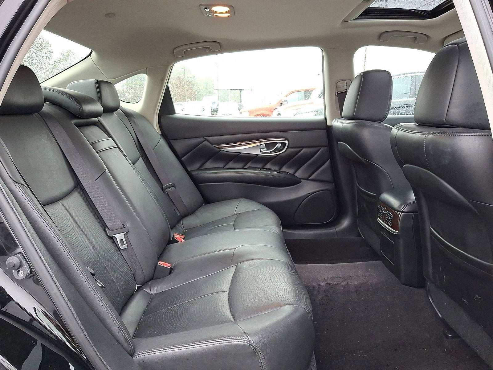 2017 INFINITI Q70L 3.7X