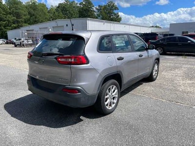 2017 Jeep Cherokee Sport