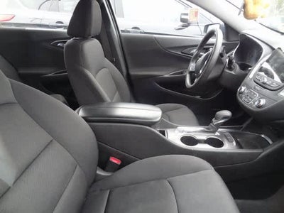 2022 Chevrolet Malibu LT w/1LT