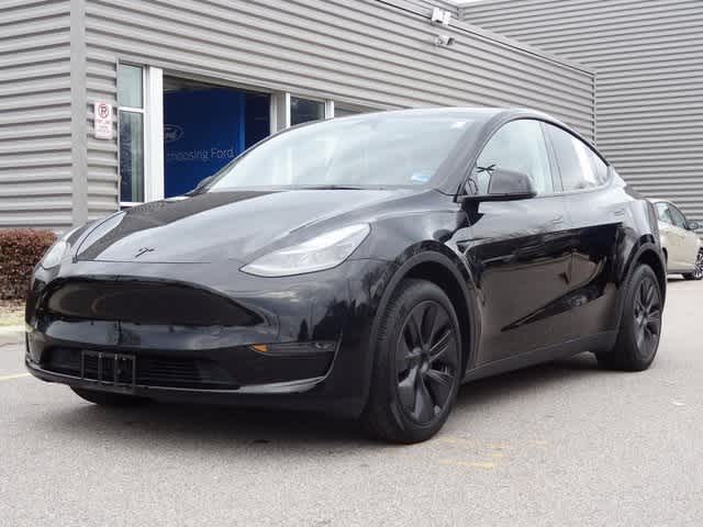 2025 Tesla Model Y Long Range