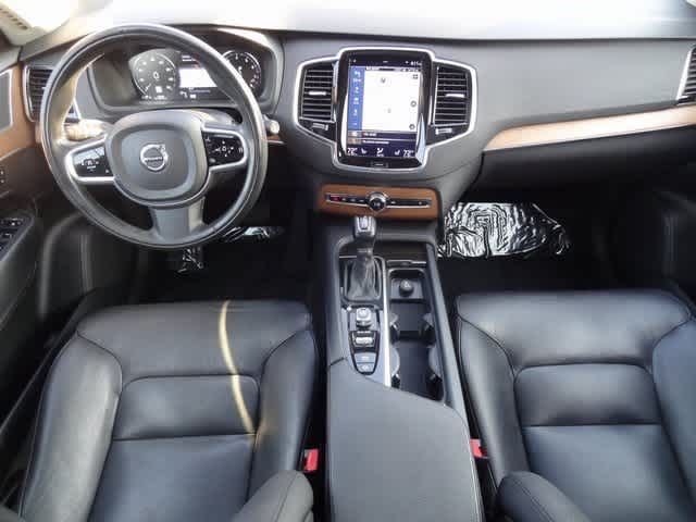 2018 Volvo XC90 T6 Momentum