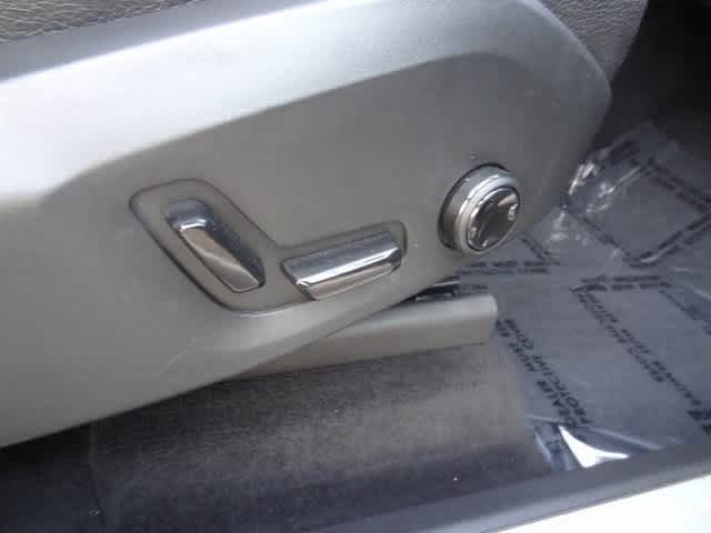 2018 Volvo XC90 T6 Momentum