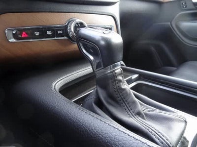 2018 Volvo XC90 T6 Momentum