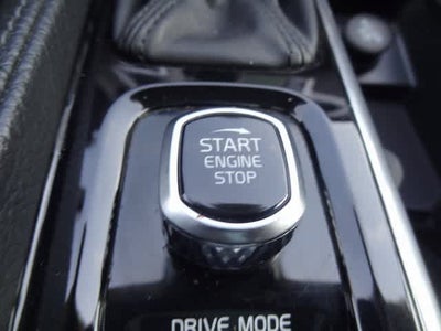 2018 Volvo XC90 T6 Momentum