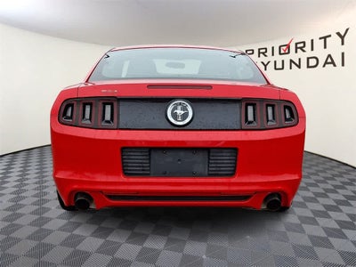 2014 Ford Mustang V6