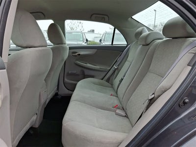 2010 Toyota Corolla 4dr Sdn Auto (Natl)
