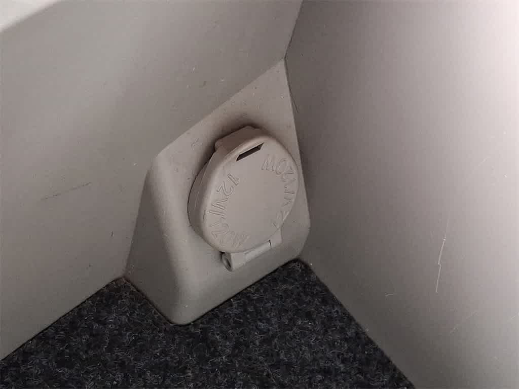 2010 Toyota Corolla 4dr Sdn Auto (Natl)