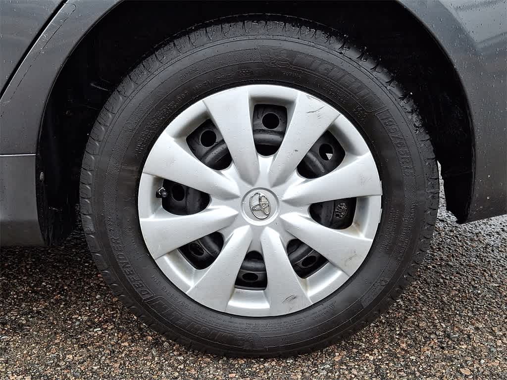 2010 Toyota Corolla 4dr Sdn Auto (Natl)