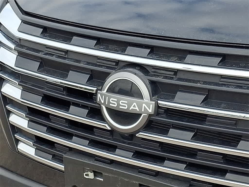 2025 Nissan Rogue SV