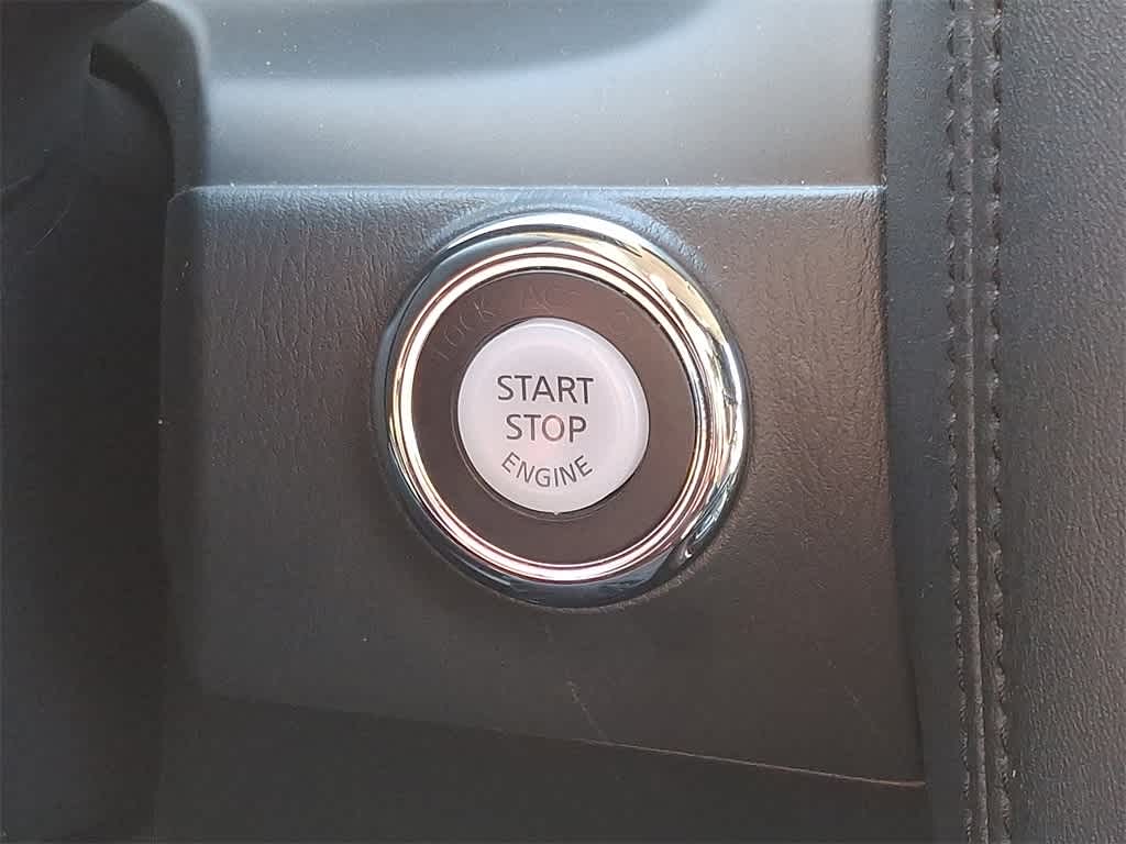 2024 Nissan Armada SV