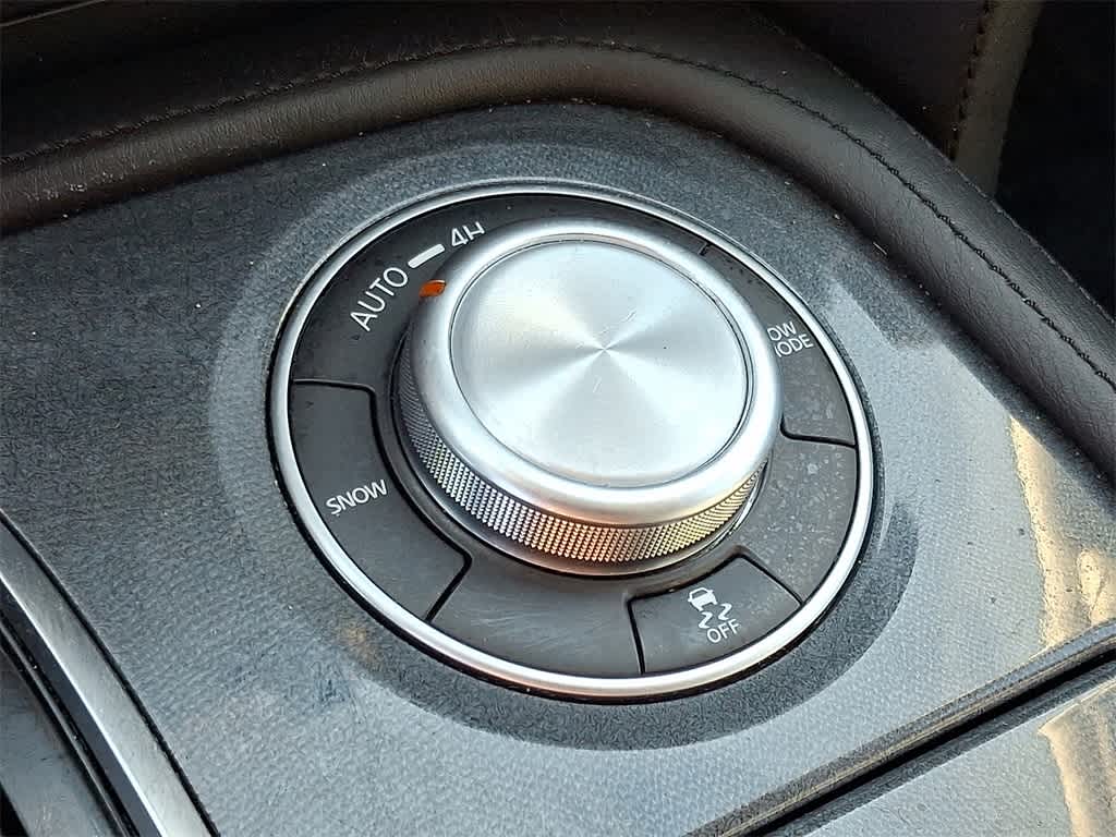 2024 Nissan Armada SV