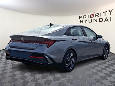 2025 Hyundai Elantra Limited