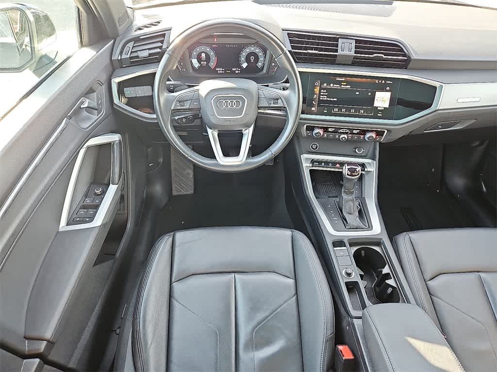 2024 Audi Q3 S line Premium