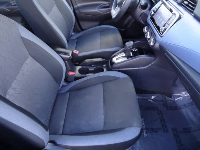 2023 Nissan Versa SV