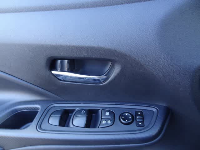 2023 Nissan Versa SV