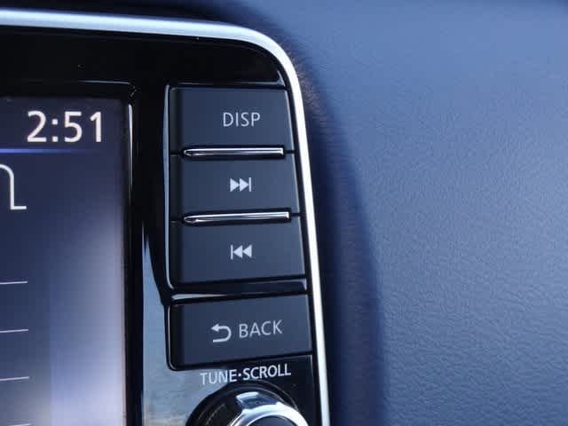 2023 Nissan Versa SV