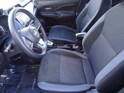 2023 Nissan Versa SV