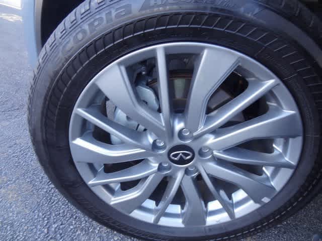 2025 INFINITI QX50 LUXE