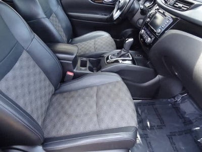 2022 Nissan Rogue Sport SV