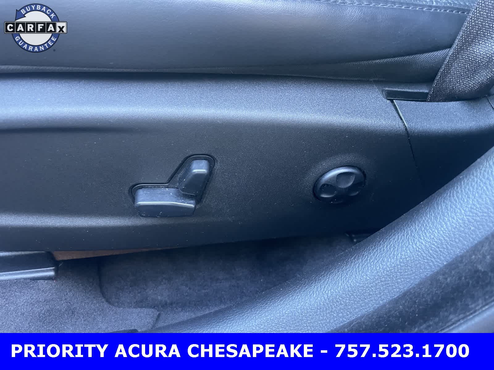 2015 Chrysler 300 Limited