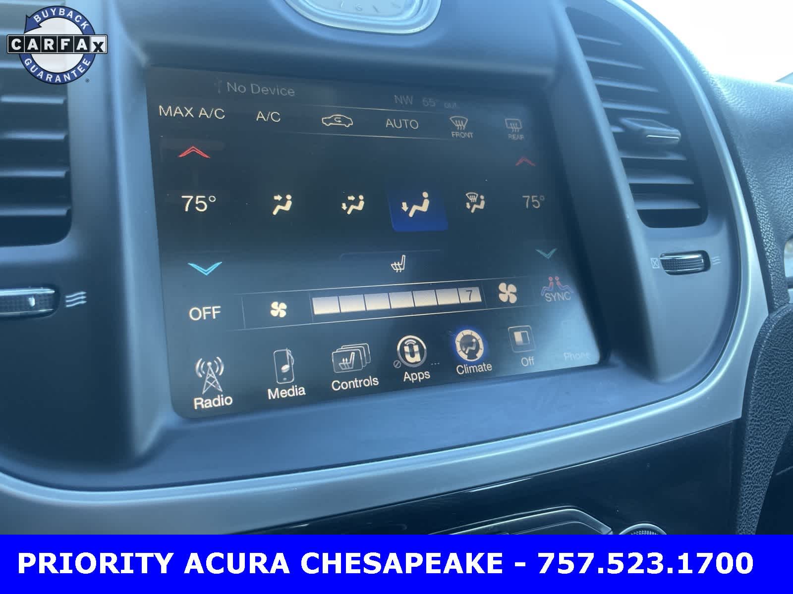 2015 Chrysler 300 Limited