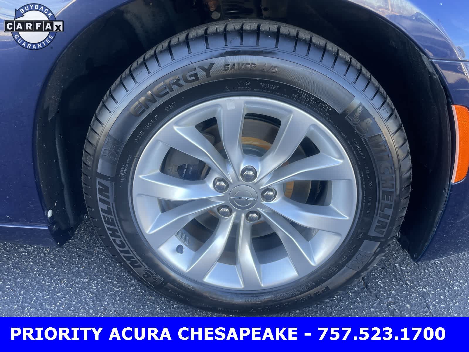 2015 Chrysler 300 Limited