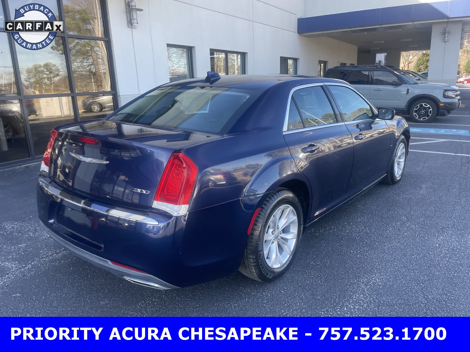 2015 Chrysler 300 Limited