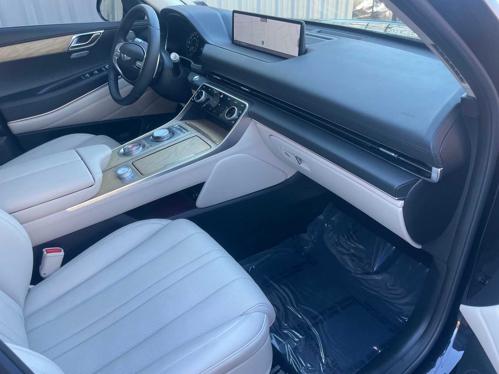 2024 Genesis GV80 Base