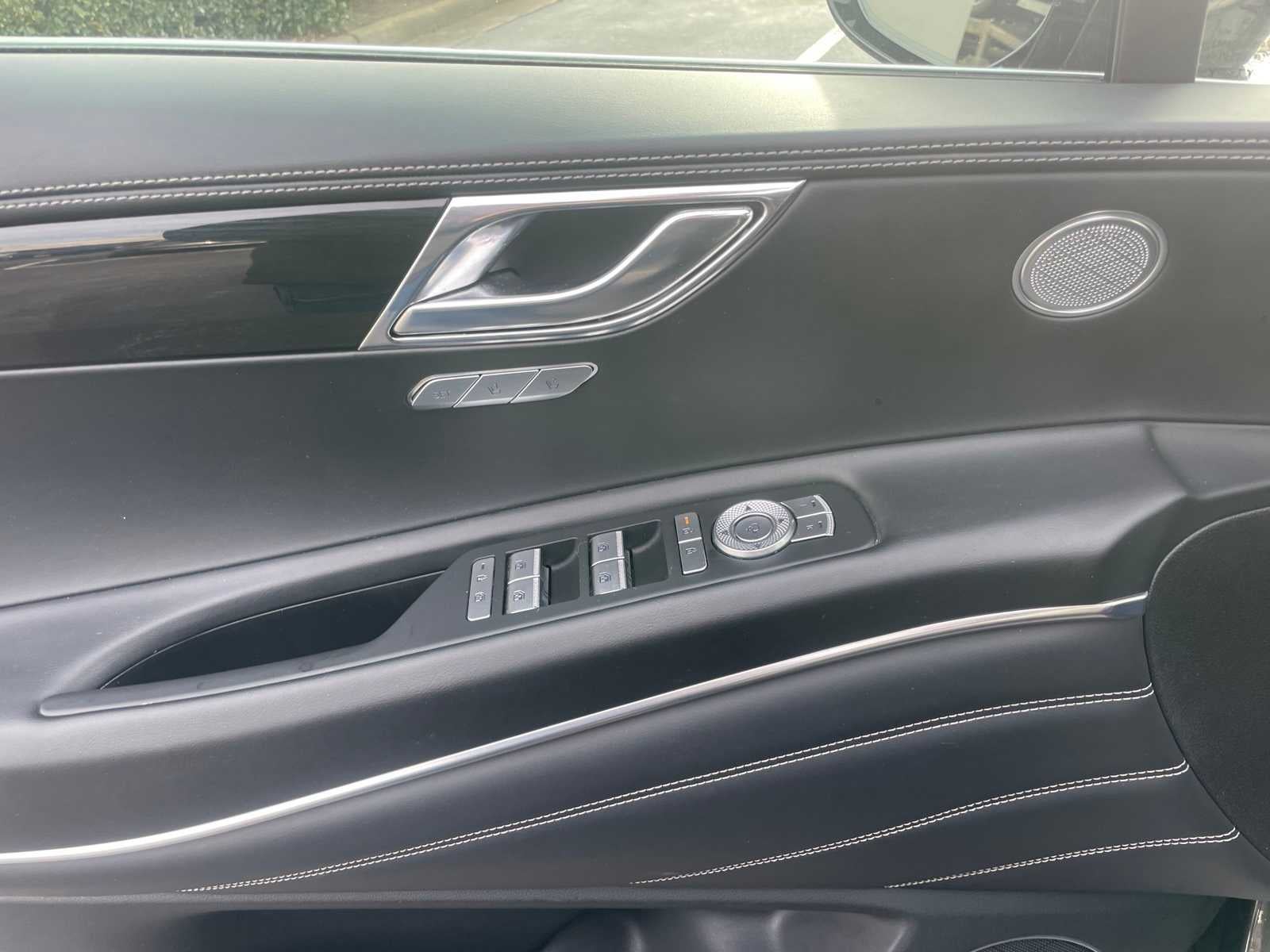 2025 Genesis GV80 Standard