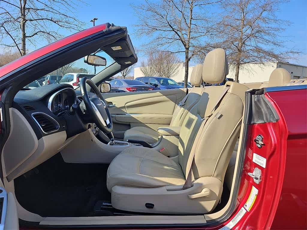 2011 Chrysler 200 Limited