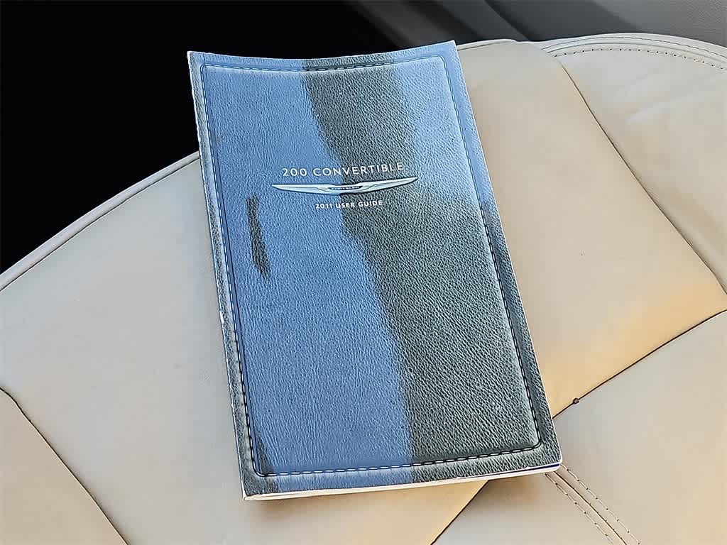 2011 Chrysler 200 Limited