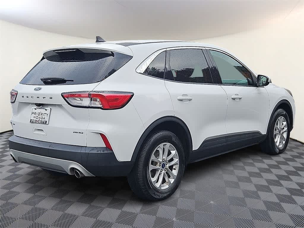 2021 Ford Escape SE