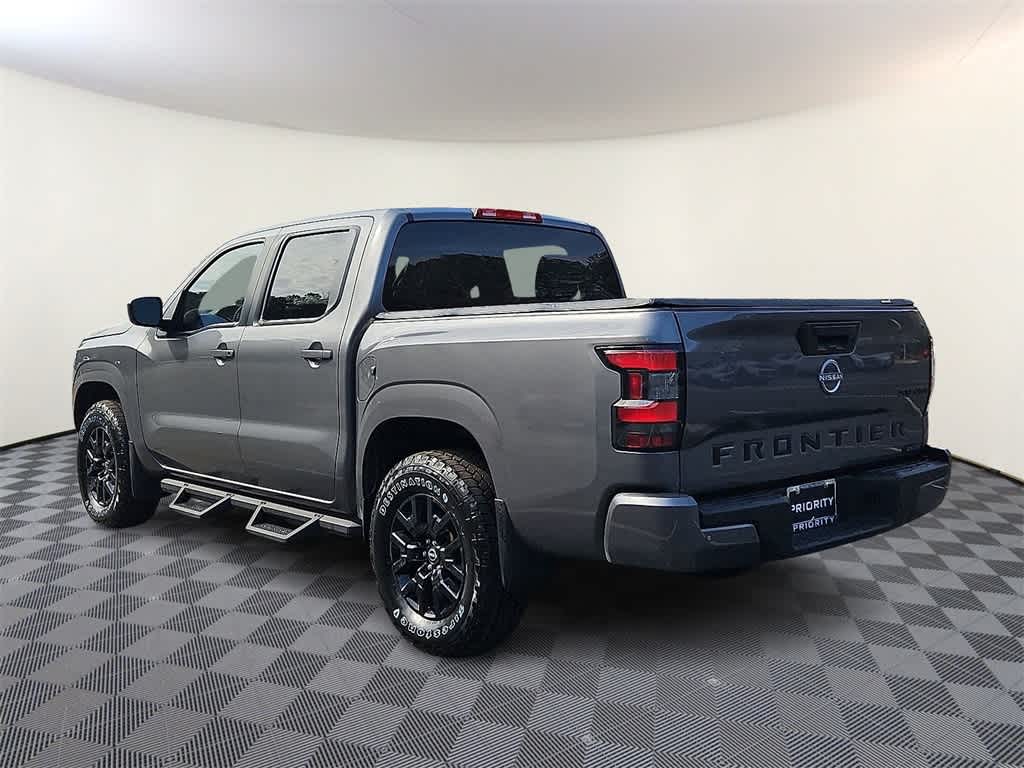 2023 Nissan Frontier SV