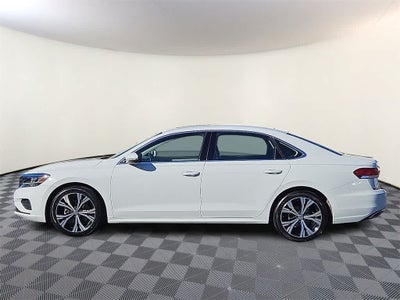2022 Volkswagen Passat 2.0T SE