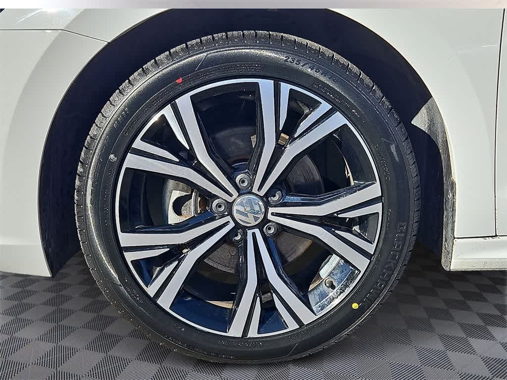 2022 Volkswagen Passat 2.0T SE