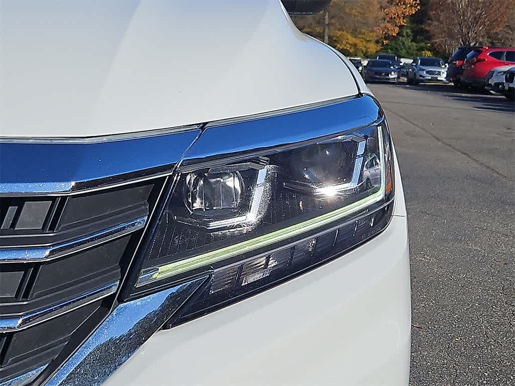 2022 Volkswagen Passat 2.0T SE