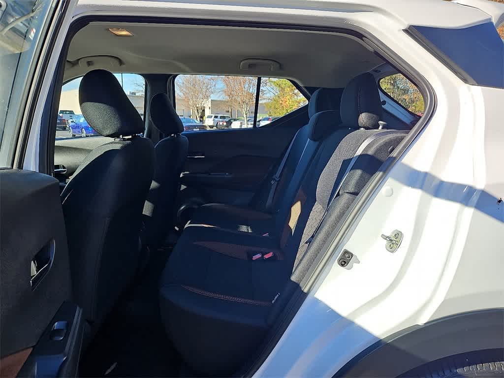 2024 Nissan Kicks SR