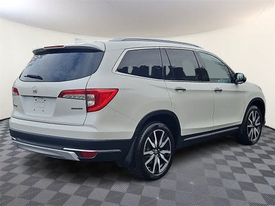 2019 Honda Pilot Touring 8-Passenger