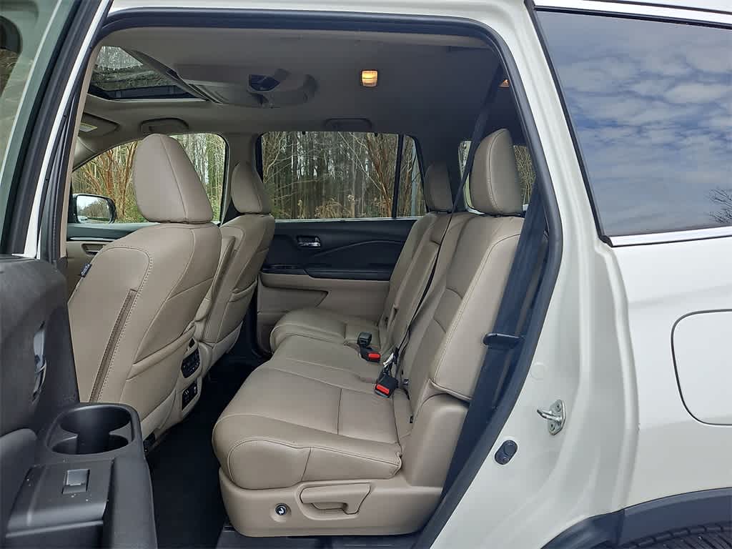 2019 Honda Pilot Touring 8-Passenger